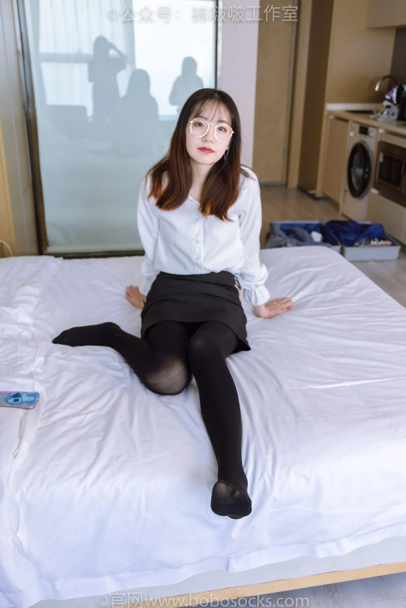 [BoBoSocks袜啵啵]NO.090 小甜豆-高跟鞋、厚黑丝 [140P]插图3